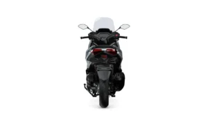 YMC-modelos-xmax 125 Tech max+-perpectivas_02