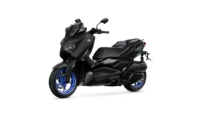 YMC-modelos-xmax 125 -sport-perpectivas_01
