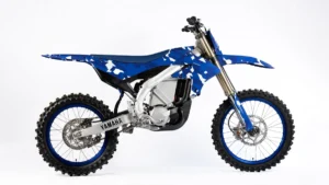 Yamaha YE 01