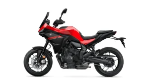 imgi_77_2026-Yamaha-MT07TRS-EU-Redline-Studio-004-03